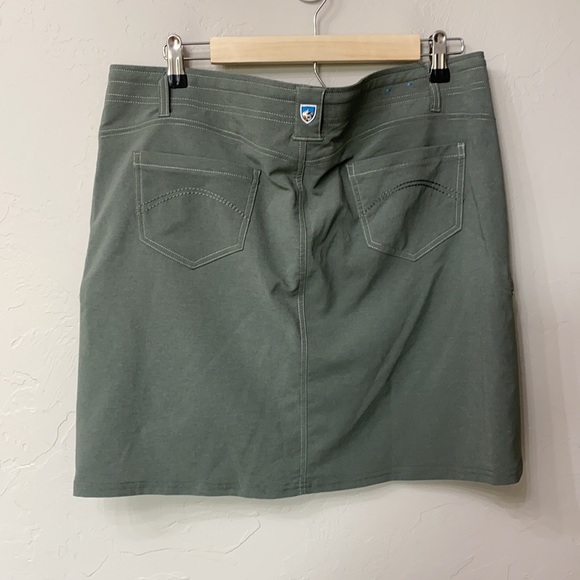 Kuhl green cargo skort size 12 - Picture 8 of 15
